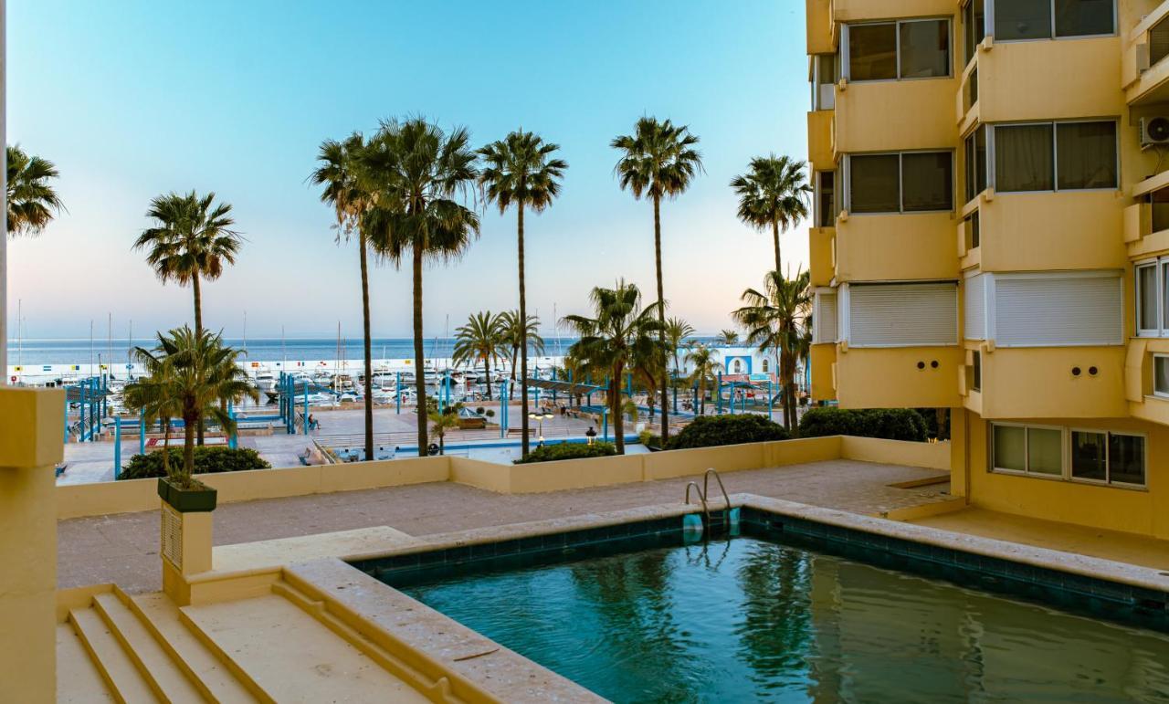 Apartamento En Front De *