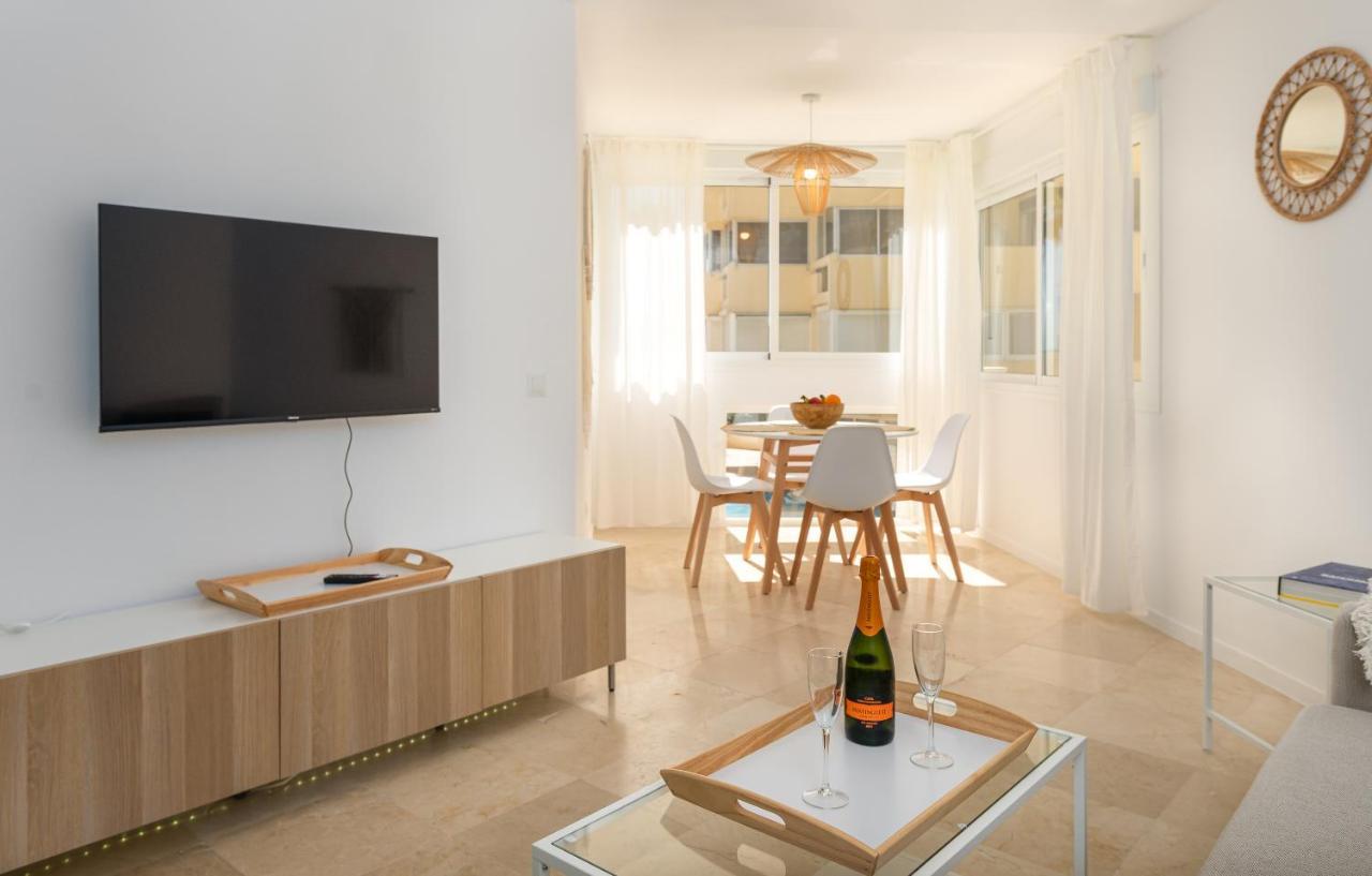 Appartement En Front De *